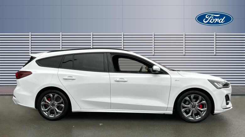 Ford Focus 1.0 EcoBoost Hybrid mHEV 155 ST-Line 5dr Auto Petrol Estate